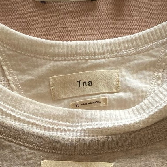 Aritzia Sweater Top - Picture 2 of 2